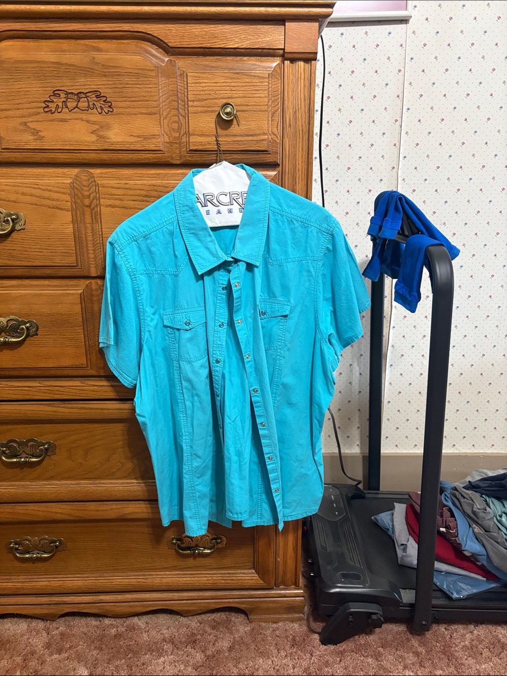 Turquoise Button-Down Short Sleeve Shirt